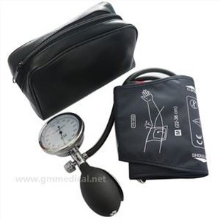 Pieaugušo manuālā asinsspiediena manšete, vienas caurules manšete ar manometru un piepumpēšanas spuldzi tumši zila.